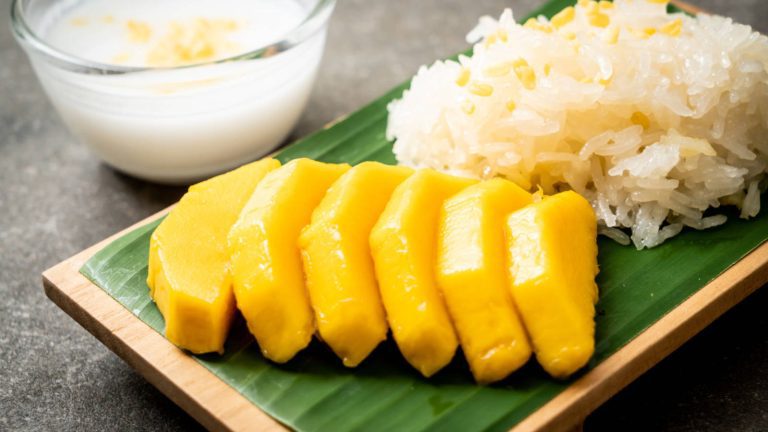 9 must-try Thai dishes