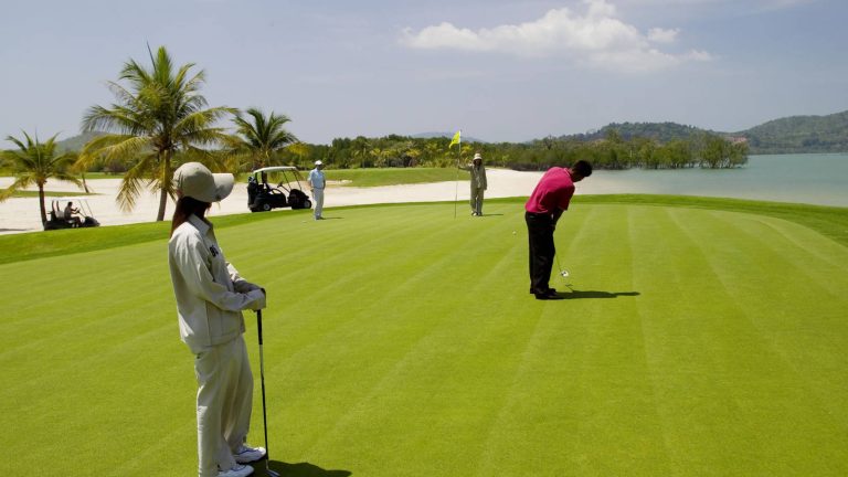 5 of the best golf courses in Phuket