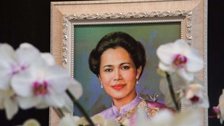 Mourning period for HM Queen Sirikit The Queen Mother