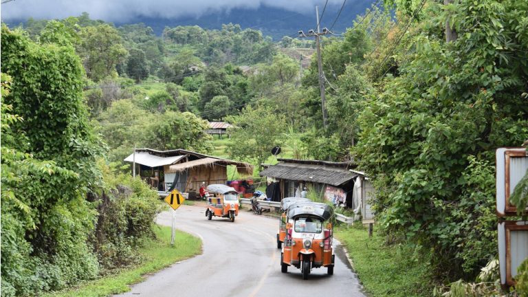 Responsible travel with The Tuk Tuk Club
